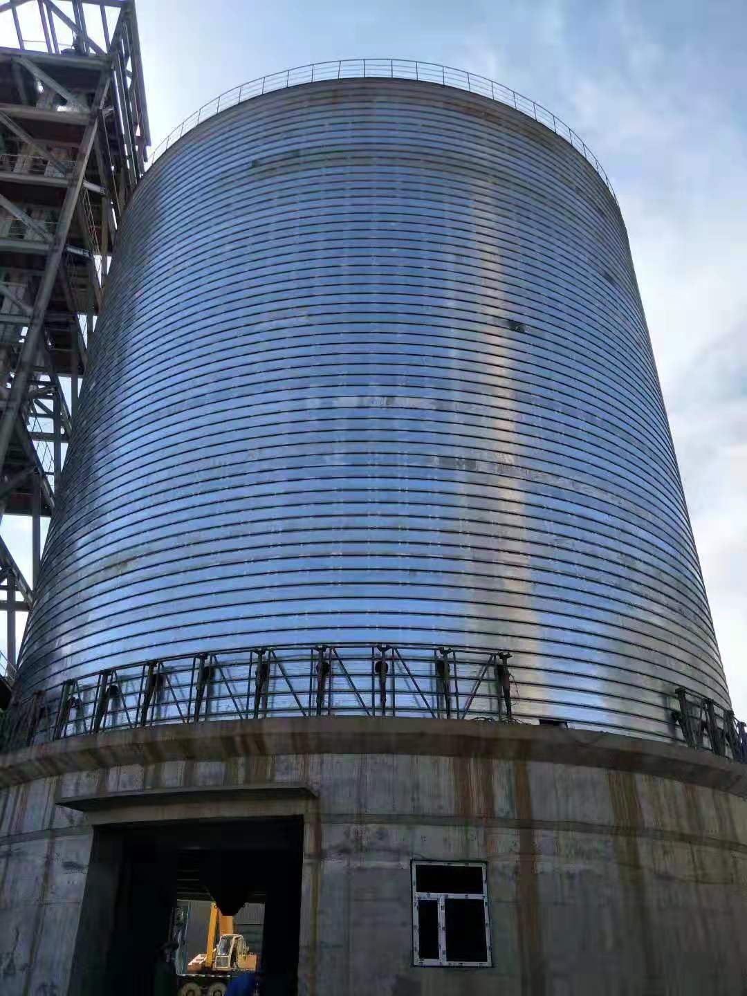 钢板仓